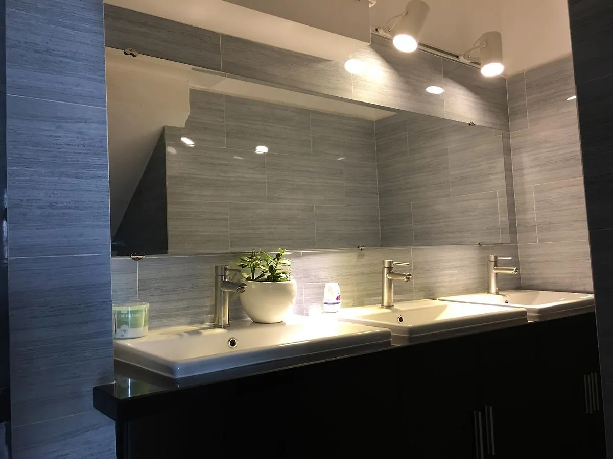 Penthouse Hostel & Spa Ho Chi Minh City